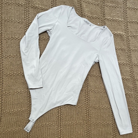 Abercrombie and Fitch Long Sleeve Squareneck Bodysuit - Picture 2 of 2